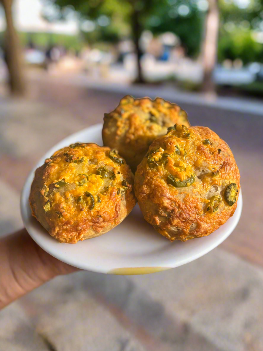 Jalapeño & Cheddar Cheese Bagels 8ct.